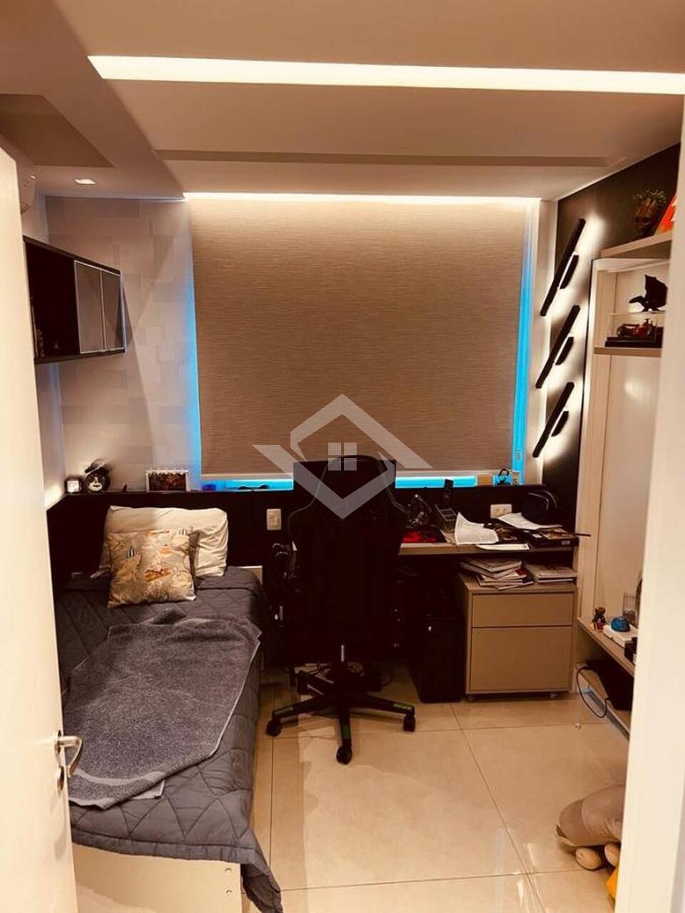 Apartamento à venda com 3 quartos, 150m² - Foto 18