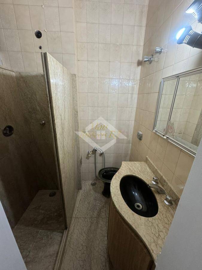 Apartamento à venda com 3 quartos, 130m² - Foto 12