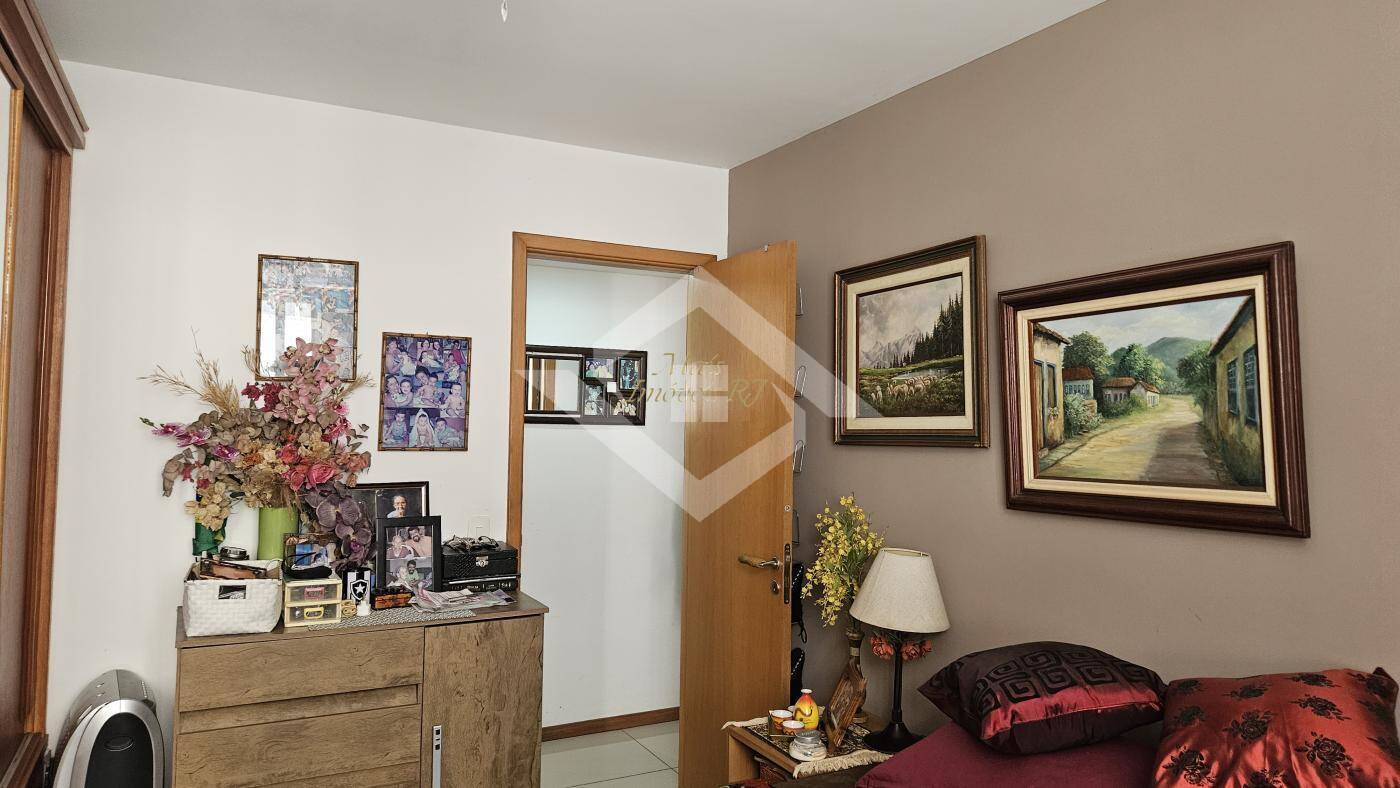 Apartamento à venda com 3 quartos, 117m² - Foto 21