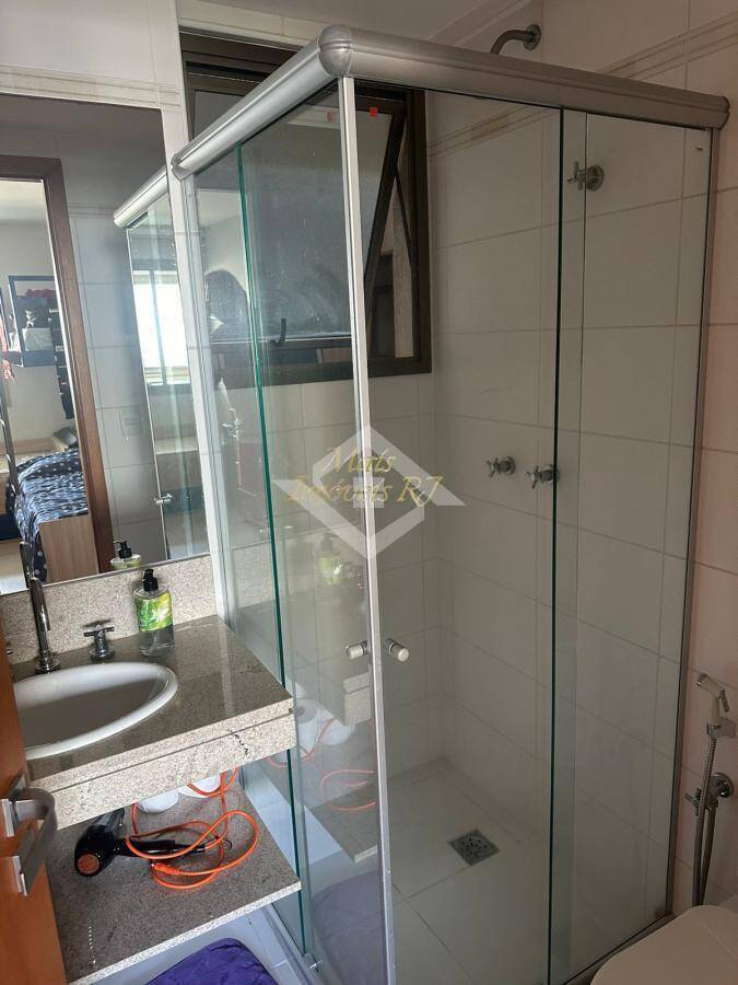 Apartamento à venda com 2 quartos, 85m² - Foto 18