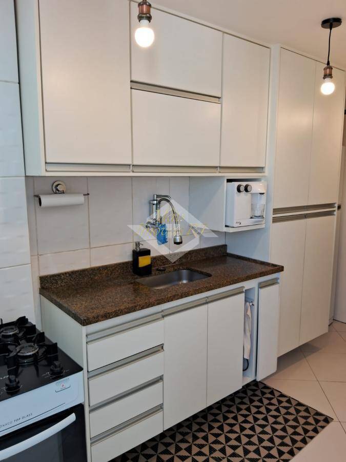 Apartamento à venda com 2 quartos, 58m² - Foto 4