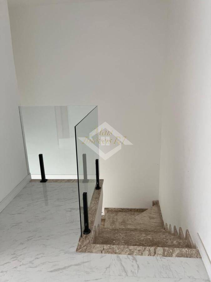 Casa à venda com 3 quartos, 195m² - Foto 15