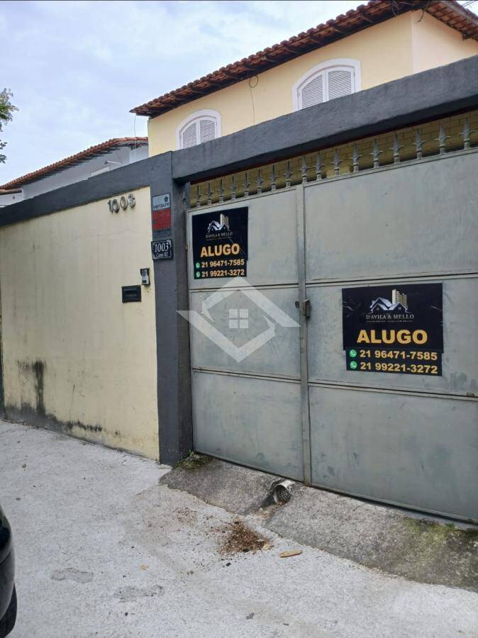 Casa para alugar com 4 quartos, 100m² - Foto 1