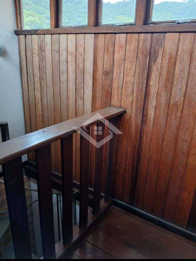 Casa para alugar com 4 quartos, 100m² - Foto 5