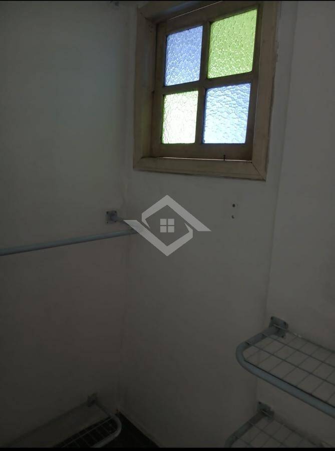 Casa para alugar com 4 quartos, 100m² - Foto 14