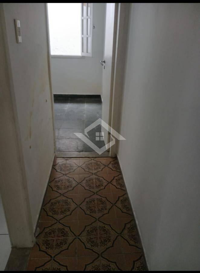 Casa para alugar com 4 quartos, 100m² - Foto 17