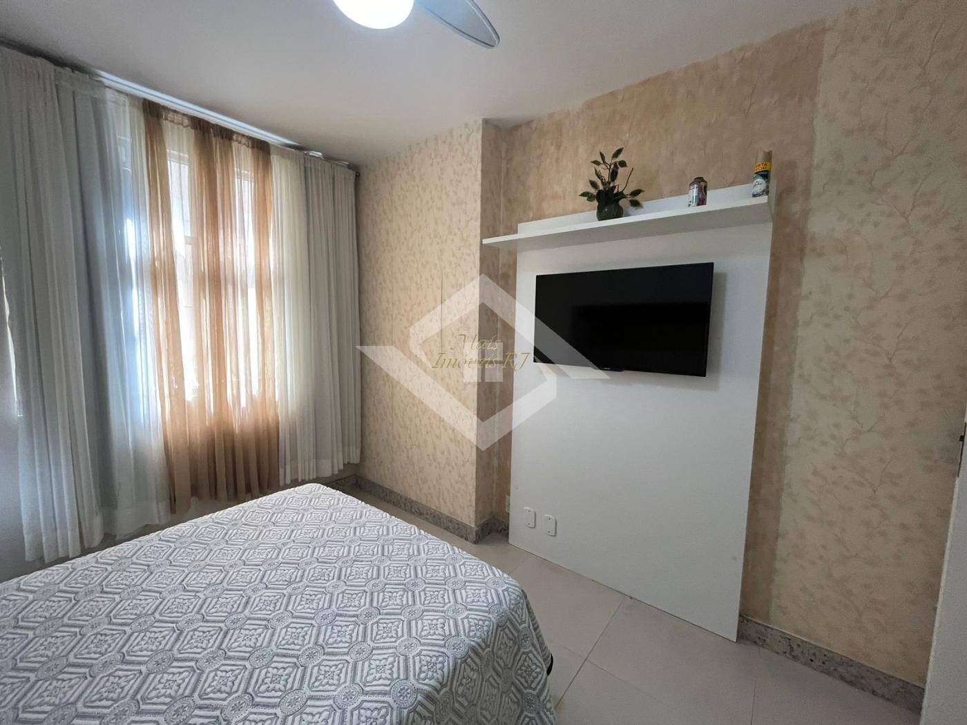 Apartamento à venda com 3 quartos, 115m² - Foto 12