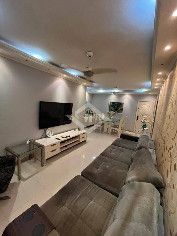 Apartamento à venda com 3 quartos, 115m² - Foto 3