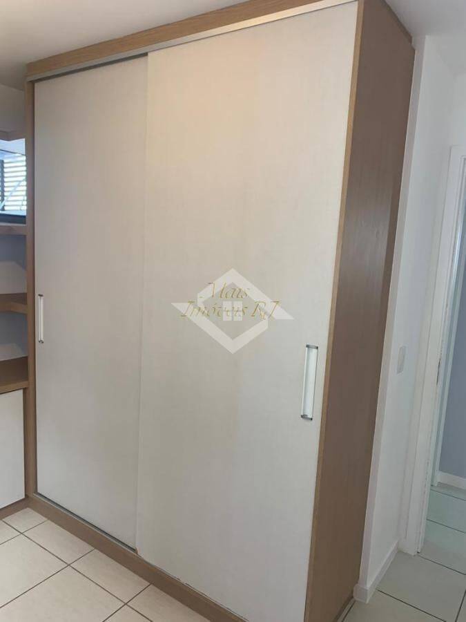 Apartamento à venda com 3 quartos, 76m² - Foto 11