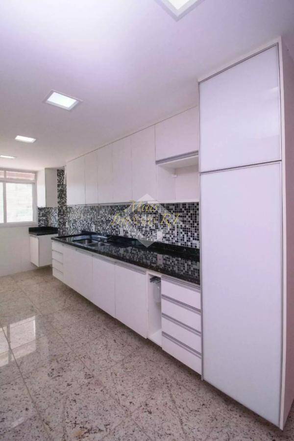 Apartamento à venda com 4 quartos, 271m² - Foto 22