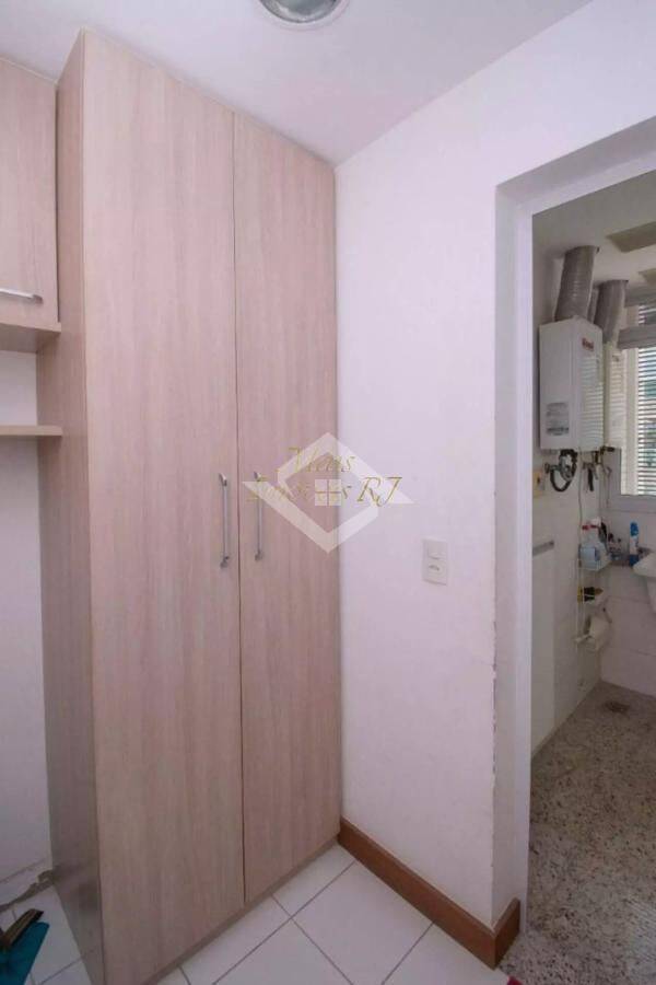 Apartamento à venda com 4 quartos, 271m² - Foto 21