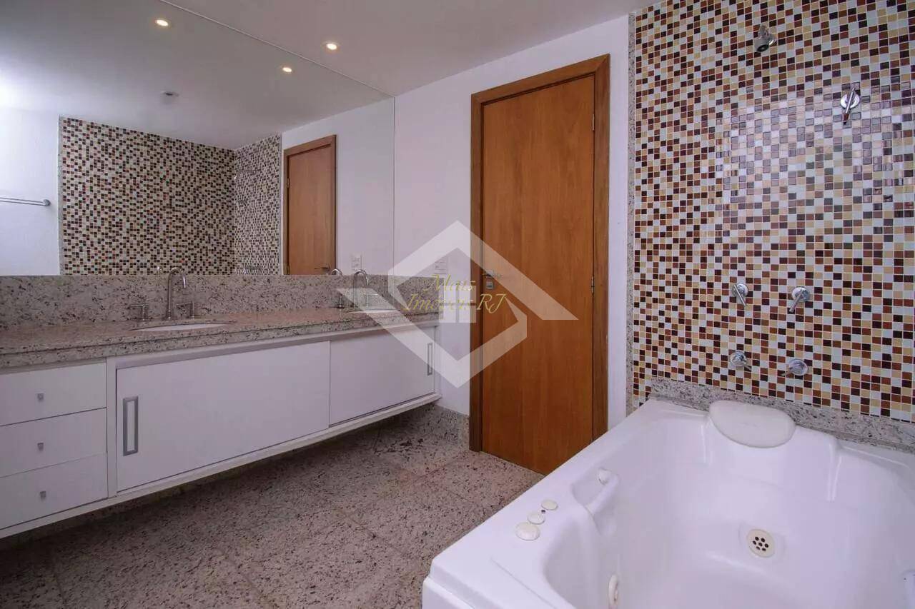 Apartamento à venda com 4 quartos, 271m² - Foto 29