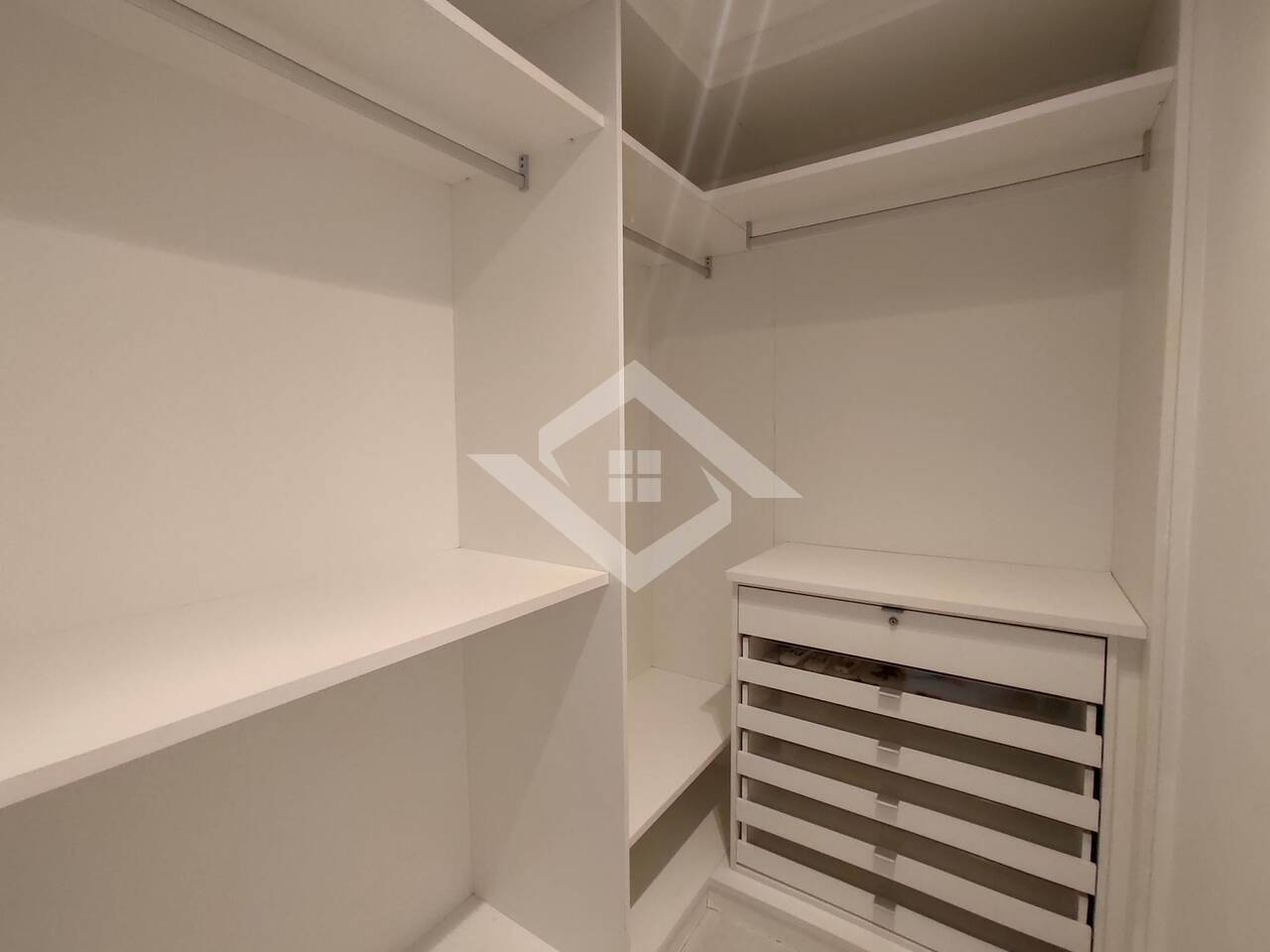 Apartamento à venda com 4 quartos, 138m² - Foto 24