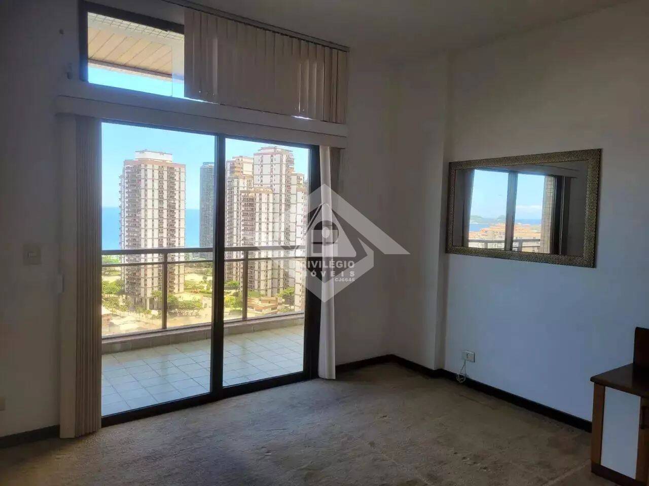 Apartamento à venda com 4 quartos, 223m² - Foto 6