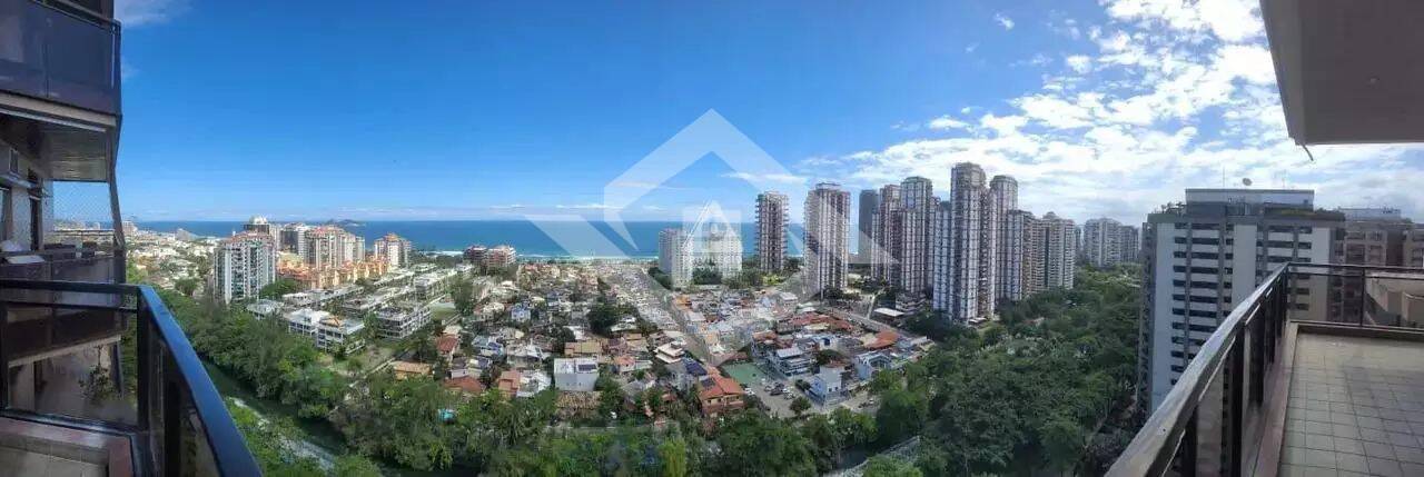 Apartamento à venda com 4 quartos, 223m² - Foto 1