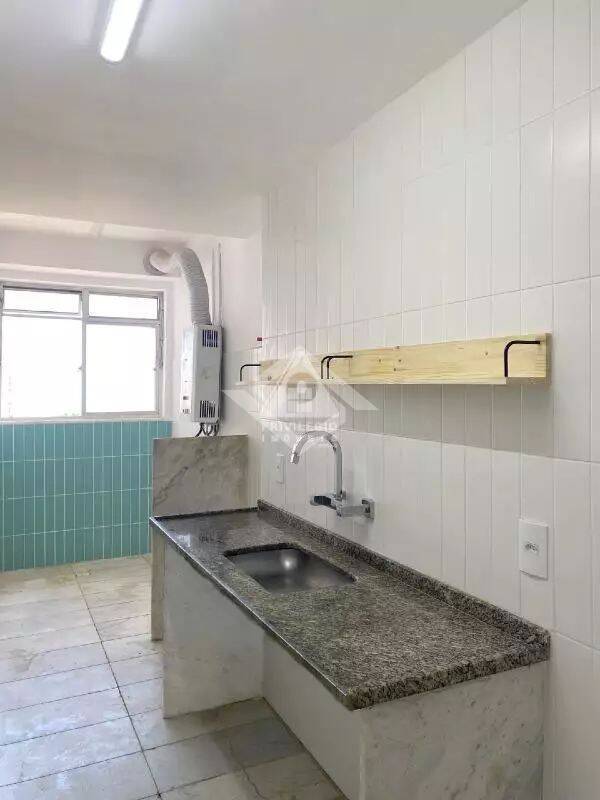 Apartamento à venda com 3 quartos, 110m² - Foto 17