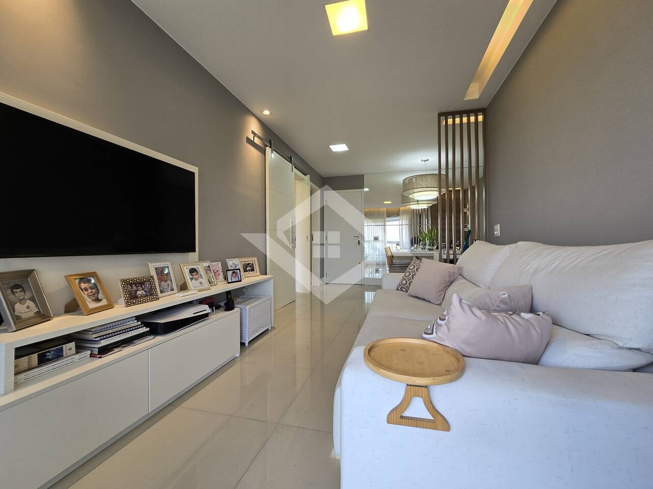 Apartamento à venda com 2 quartos, 83m² - Foto 6