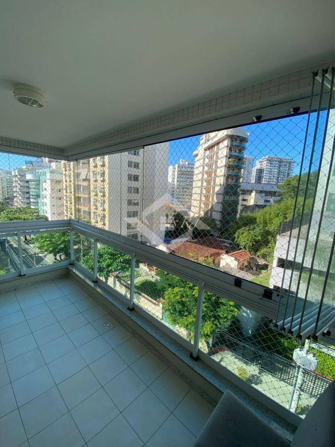 Apartamento à venda com 2 quartos, 82m² - Foto 1