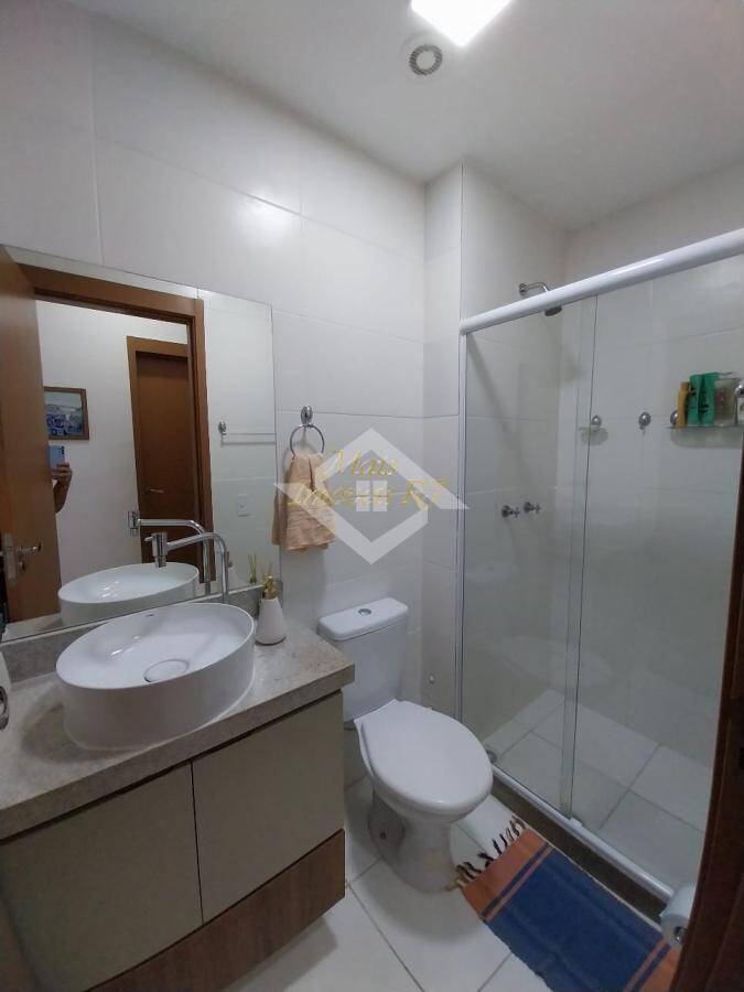 Apartamento à venda com 2 quartos, 65m² - Foto 11