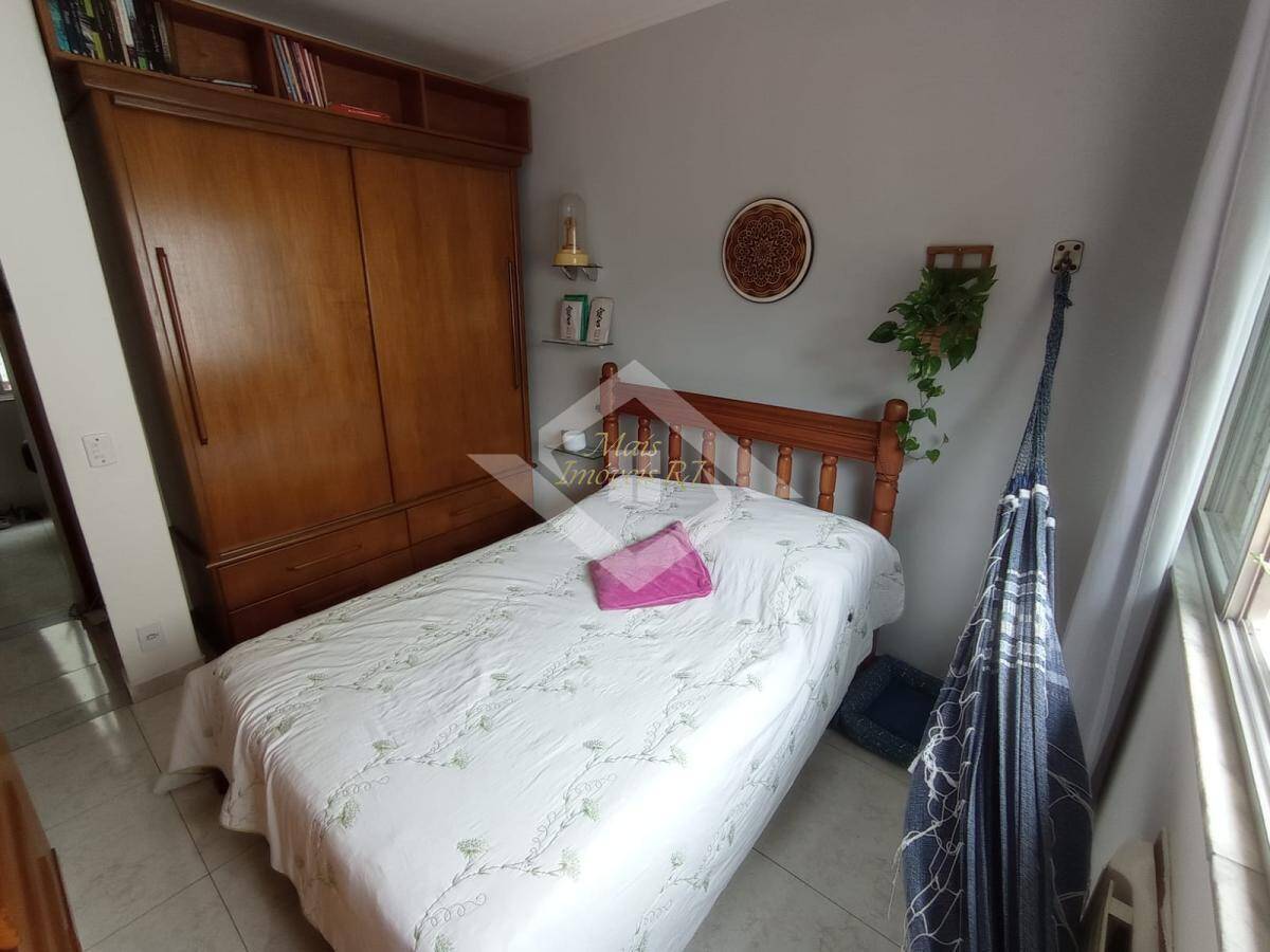 Apartamento à venda com 3 quartos, 95m² - Foto 7