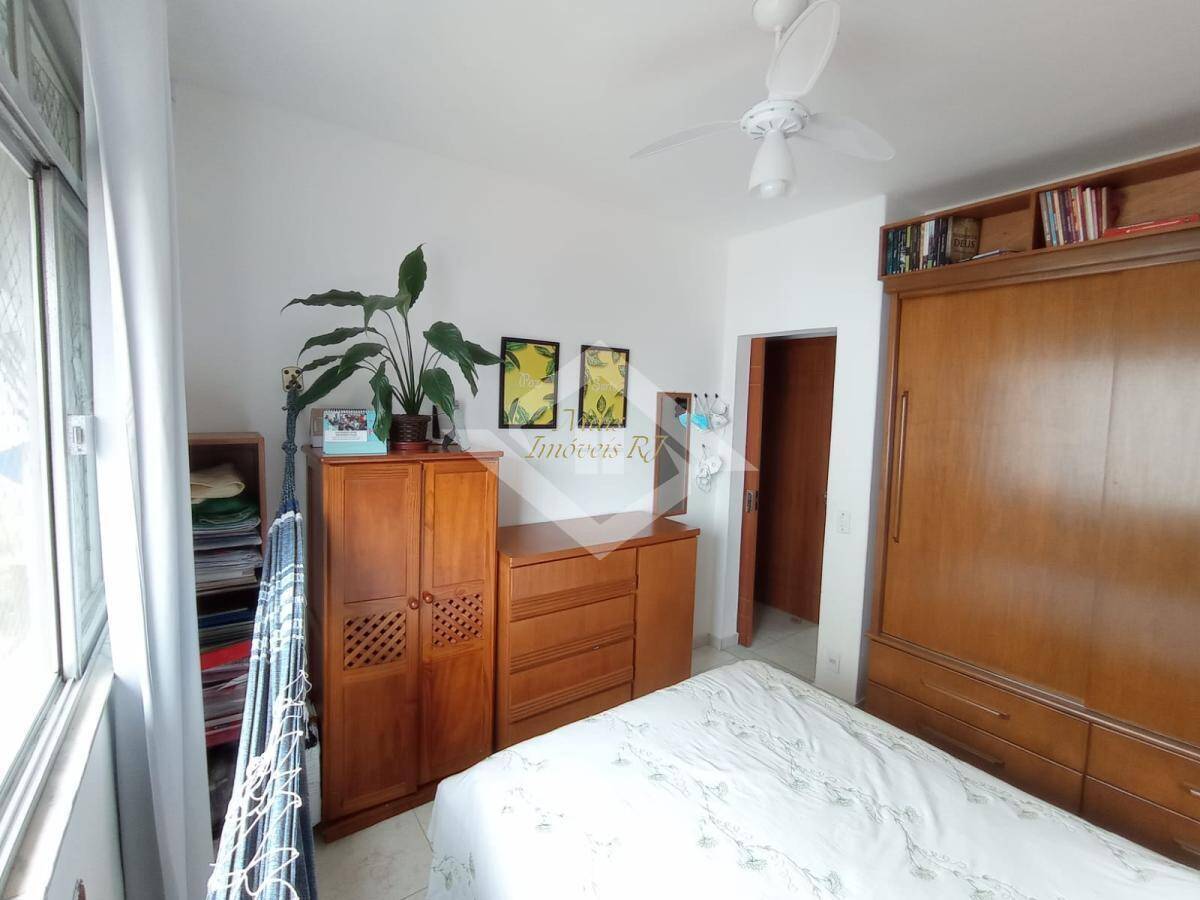 Apartamento à venda com 3 quartos, 95m² - Foto 8