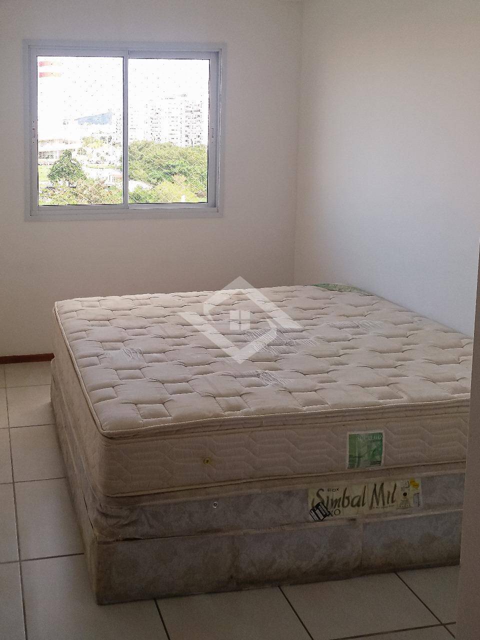 Apartamento à venda com 2 quartos, 68m² - Foto 9