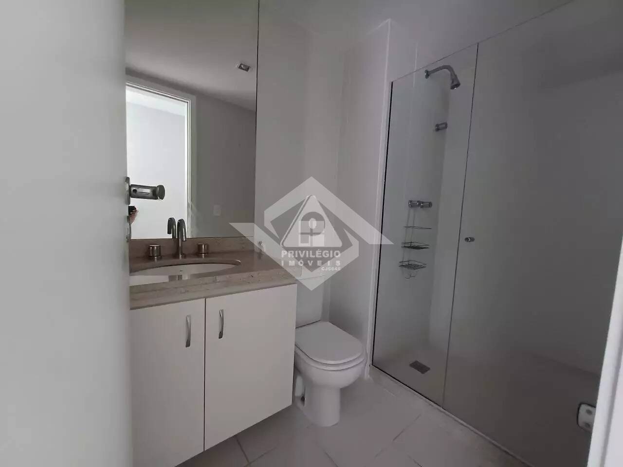 Apartamento à venda com 2 quartos, 75m² - Foto 13