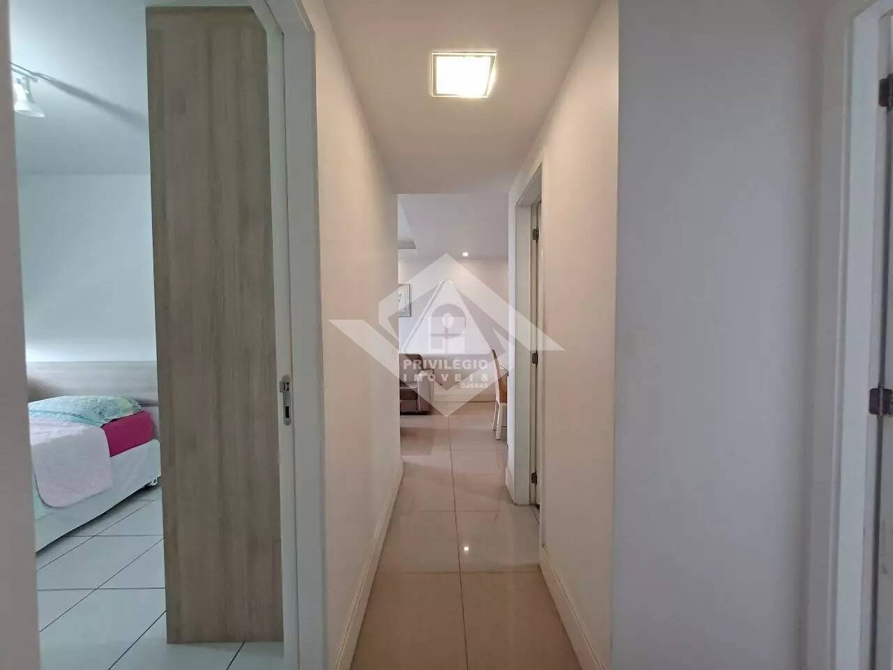 Apartamento à venda com 3 quartos, 90m² - Foto 6