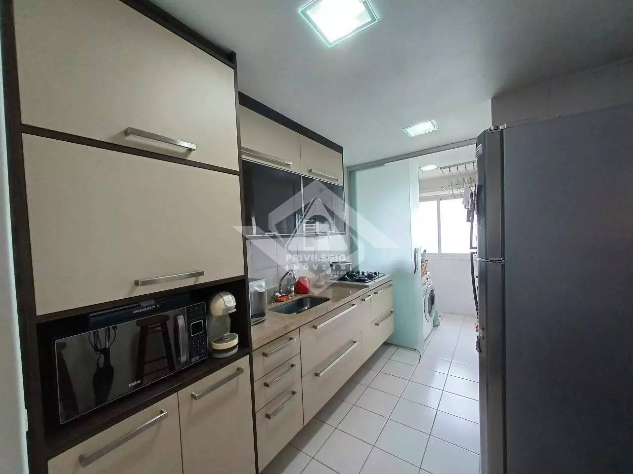 Apartamento à venda com 3 quartos, 90m² - Foto 4