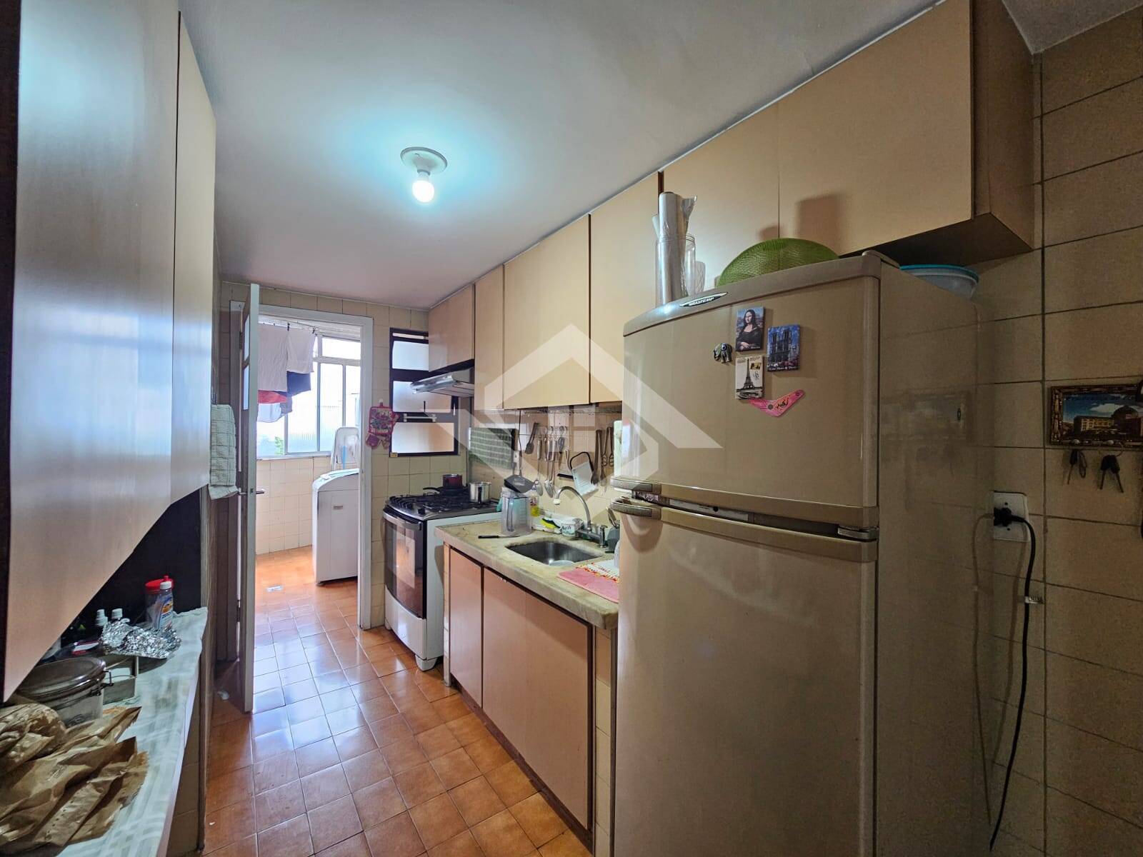 Apartamento à venda com 3 quartos, 154m² - Foto 17