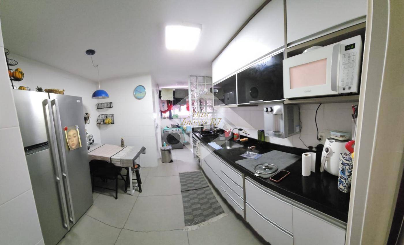 Apartamento à venda com 3 quartos, 117m² - Foto 3