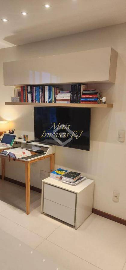 Apartamento à venda com 4 quartos, 245m² - Foto 12