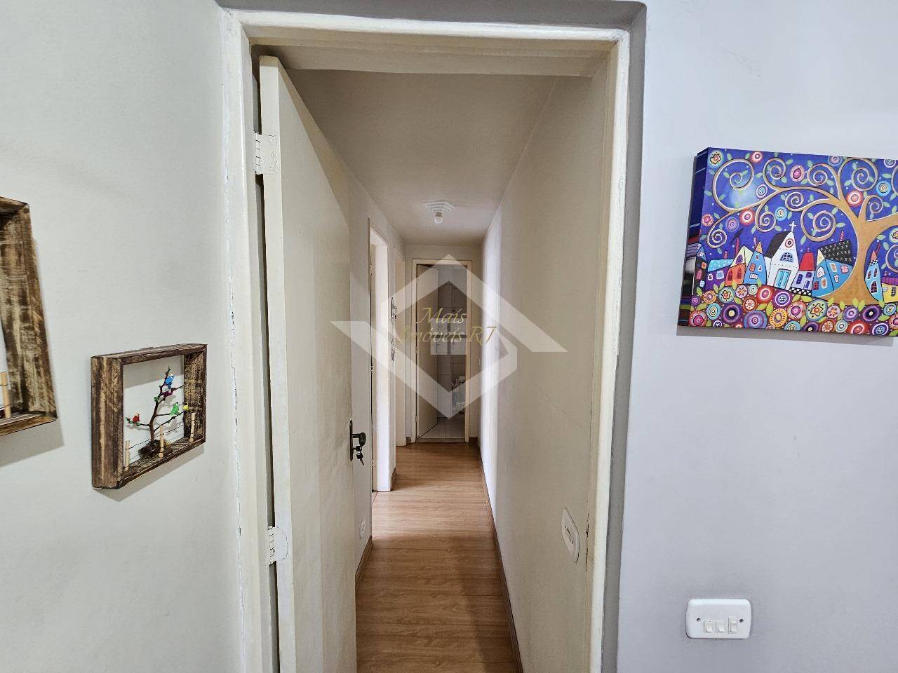 Apartamento à venda com 2 quartos, 75m² - Foto 9