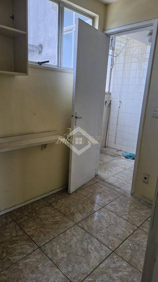 Cobertura à venda com 3 quartos, 150m² - Foto 13