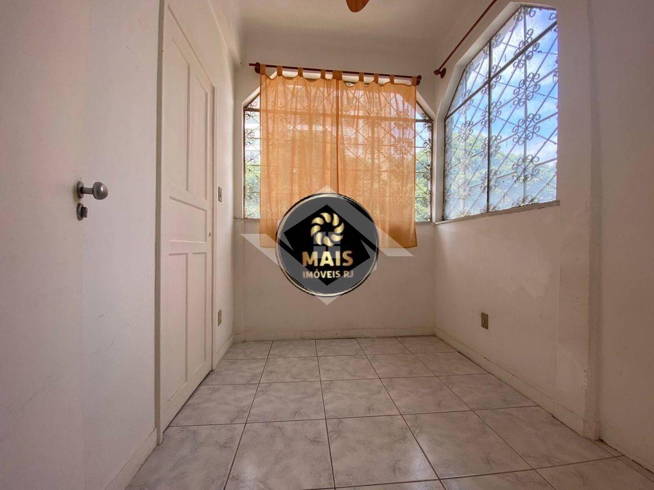 Casa à venda com 16 quartos, 200m² - Foto 10