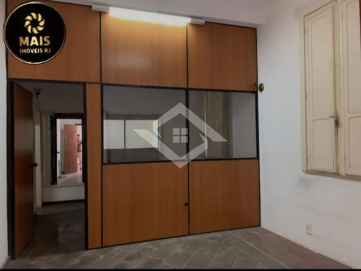 Casa à venda com 16 quartos, 200m² - Foto 13