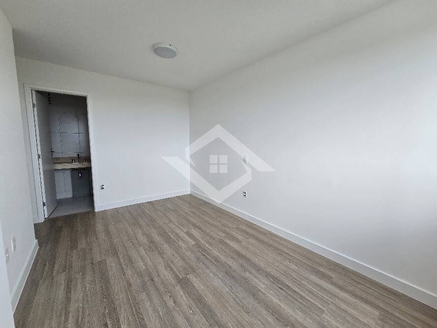 Apartamento para alugar com 2 quartos, 90m² - Foto 12