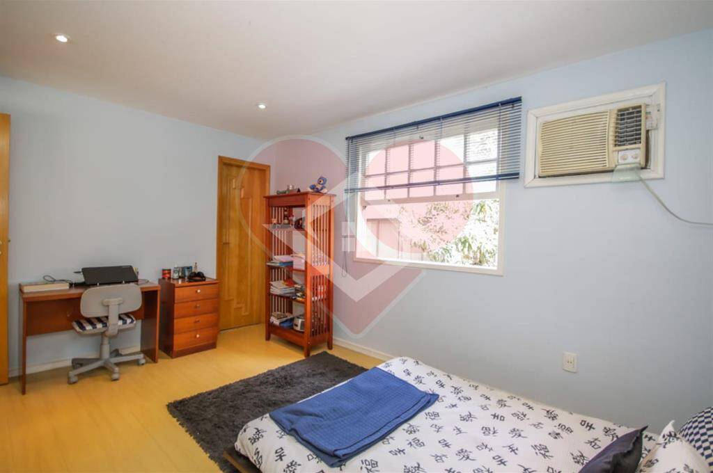 Casa à venda com 4 quartos, 750m² - Foto 13