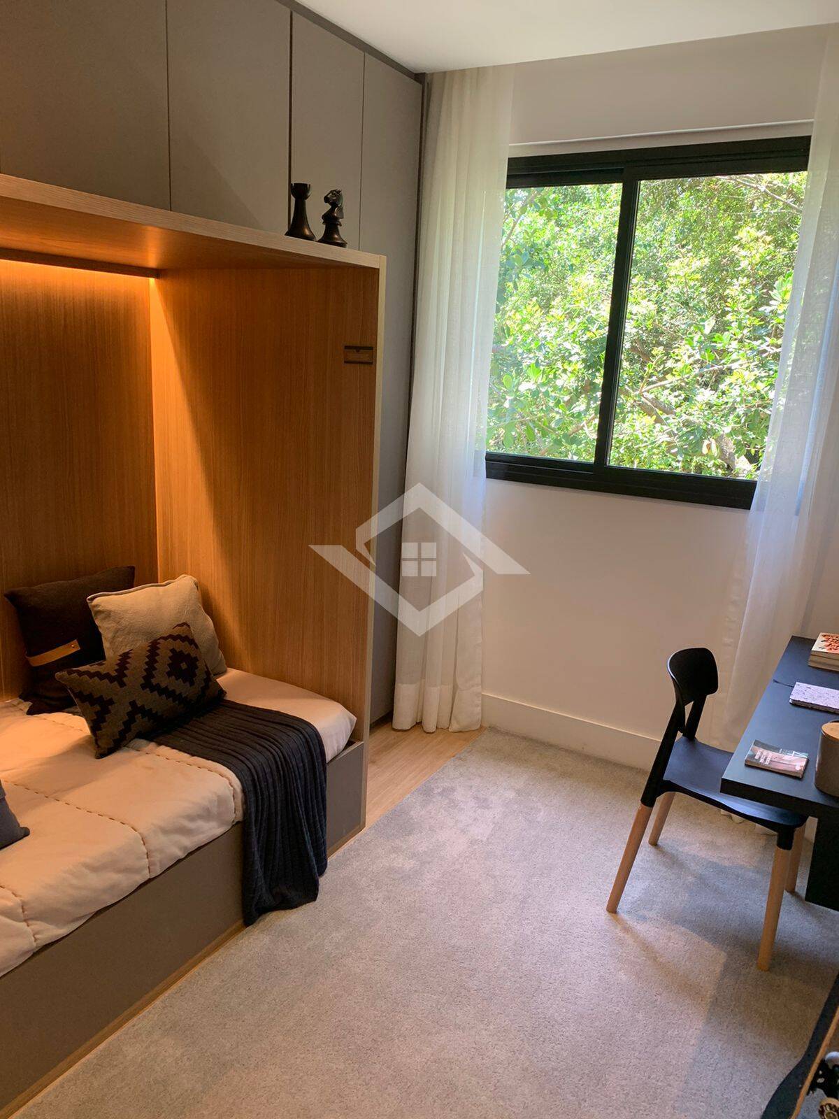 Apartamento à venda com 3 quartos, 95m² - Foto 6