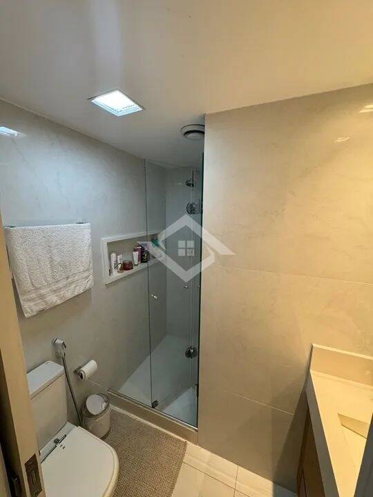 Apartamento à venda com 3 quartos, 84m² - Foto 28