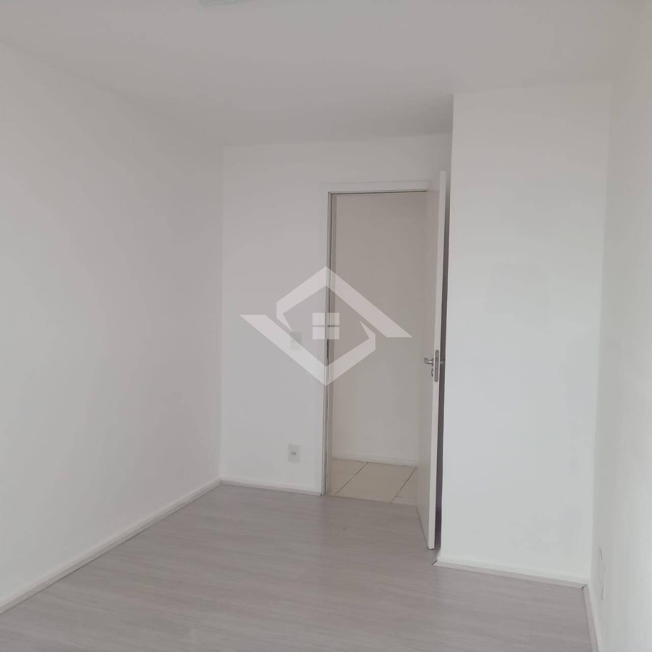 Apartamento para alugar com 2 quartos, 70m² - Foto 13