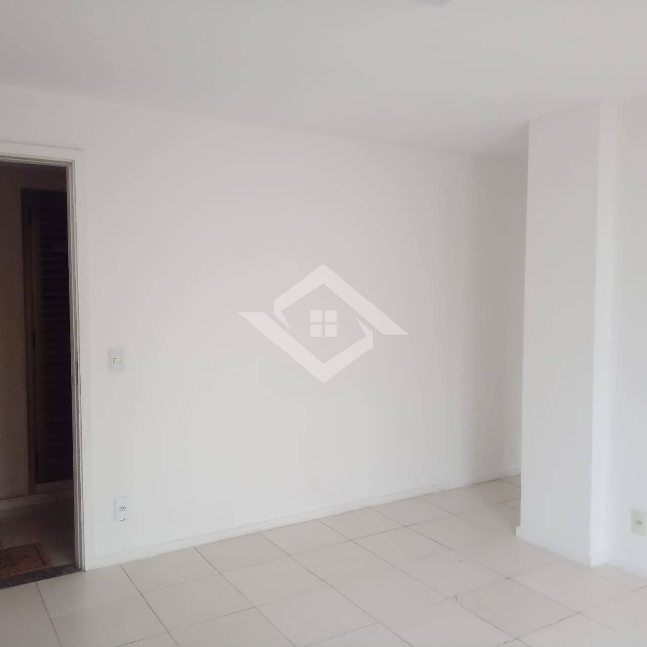 Apartamento para alugar com 2 quartos, 70m² - Foto 3