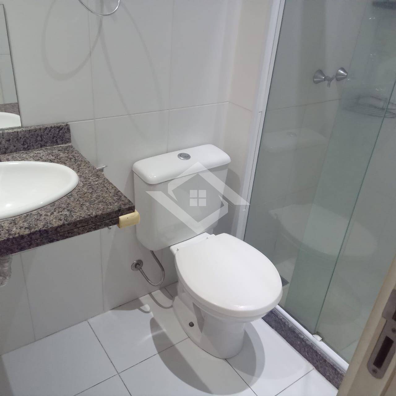 Apartamento para alugar com 2 quartos, 70m² - Foto 12