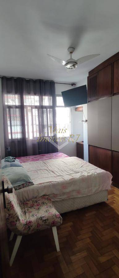 Apartamento à venda com 3 quartos, 200m² - Foto 18