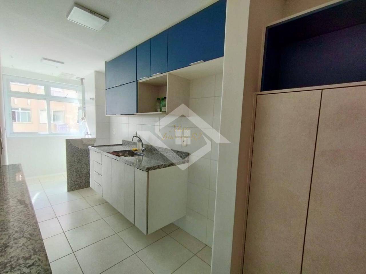 Apartamento à venda com 2 quartos, 70m² - Foto 8