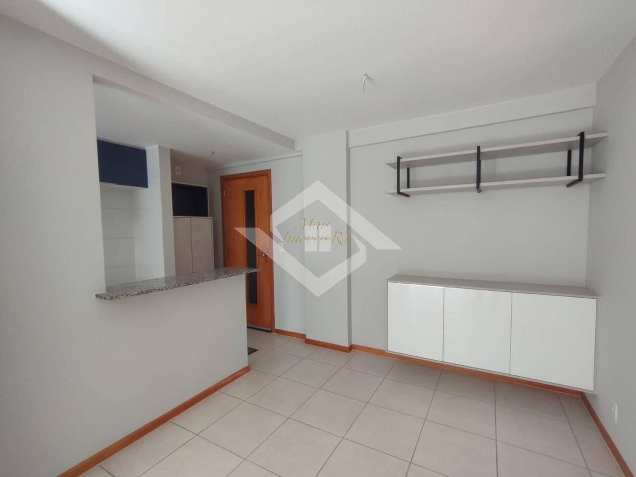 Apartamento à venda com 2 quartos, 70m² - Foto 18