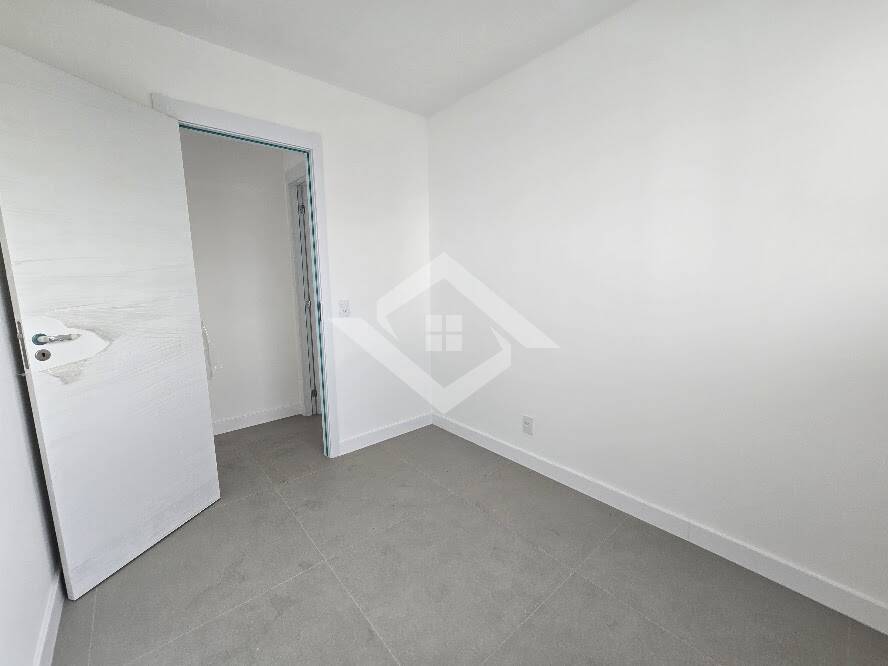 Apartamento à venda com 2 quartos, 60m² - Foto 8