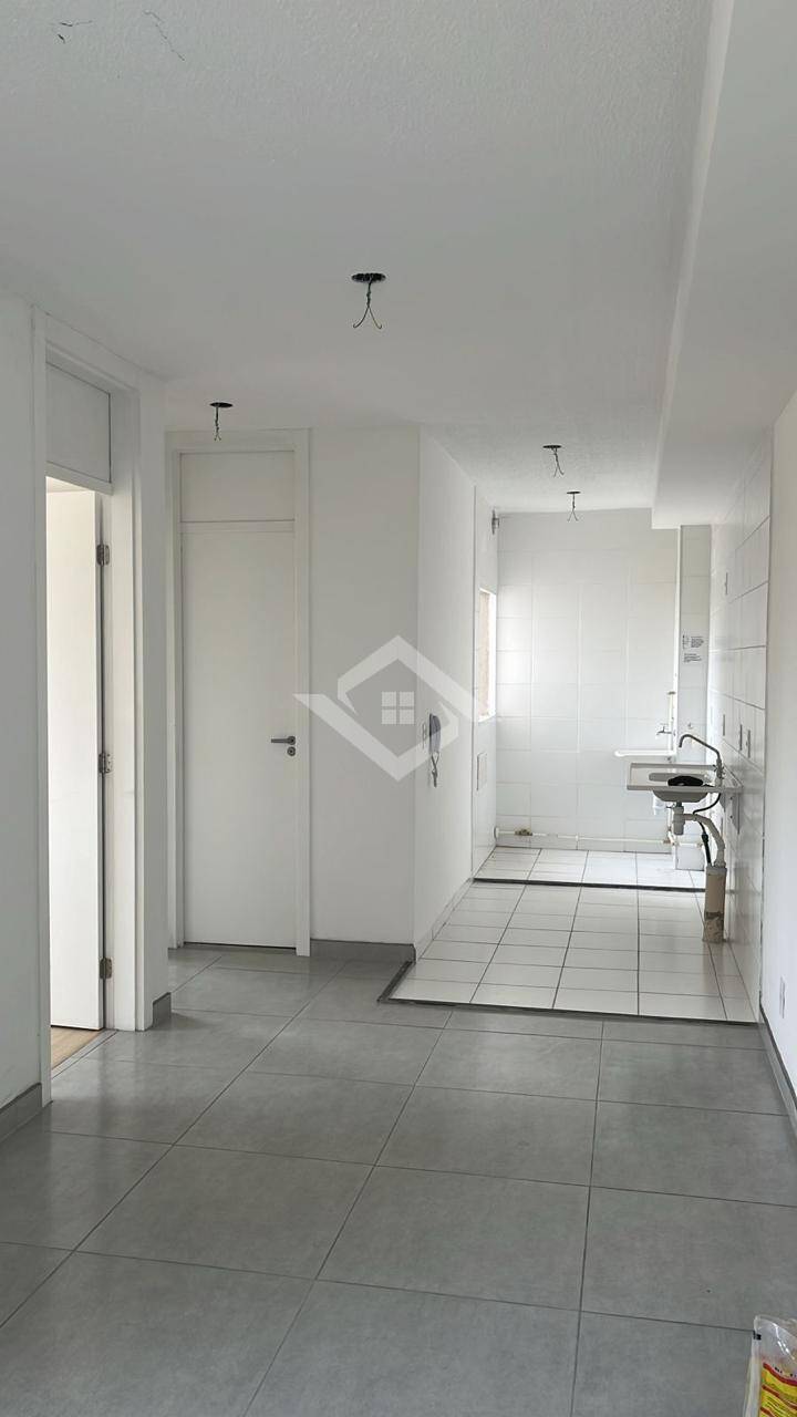 Apartamento à venda com 2 quartos, 41m² - Foto 2