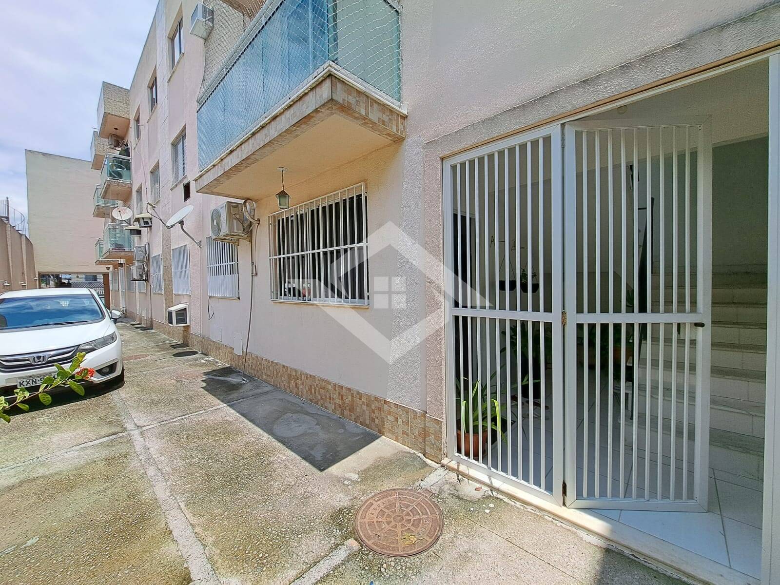 Apartamento à venda com 1 quarto, 61m² - Foto 1