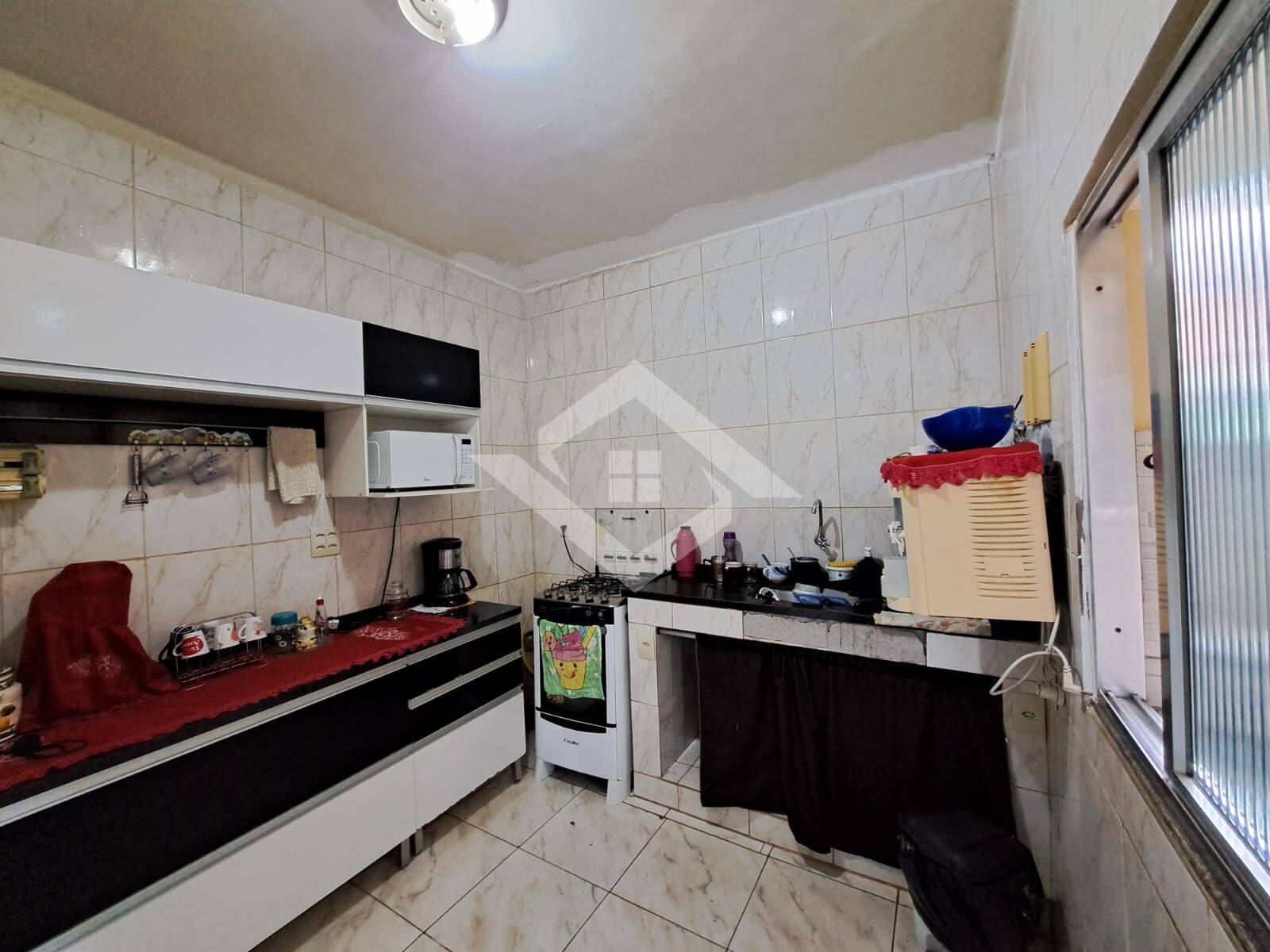 Casa à venda com 2 quartos, 100m² - Foto 6